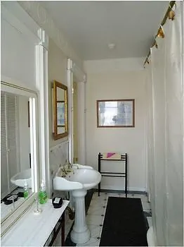 Fort Place Bed & Breakfast New York Hotel